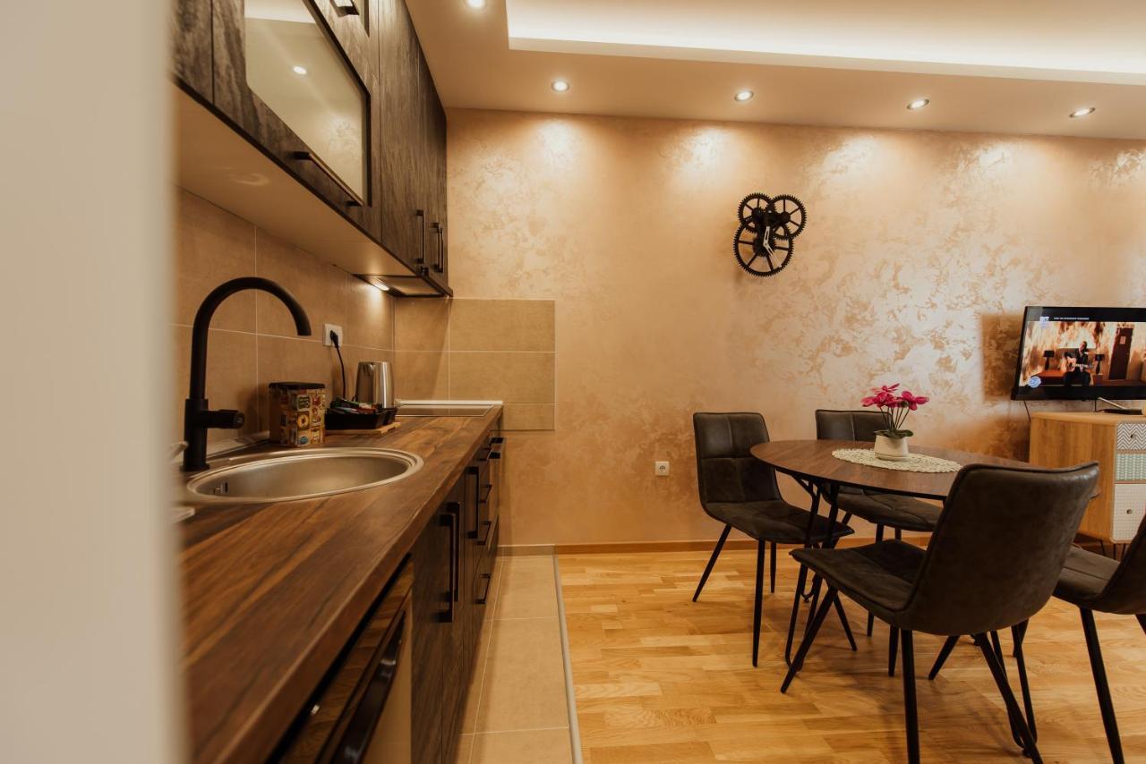 Apartamento Astra Novi Sad Exterior foto